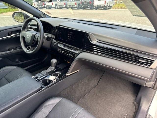 Photo of 2025 Wind Chill Pearl / Midnight Black Metallic Toyota Camry