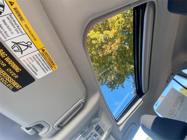 Photo of 2025 0040 Toyota RAV4