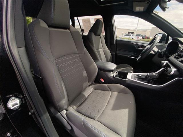 Photo of 2022 Midnight Black Metallic Toyota RAV4 Hybrid