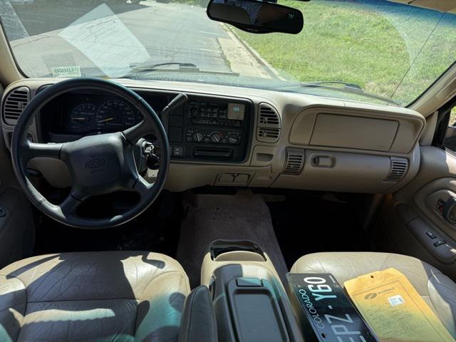 Photo of 1999 Onyx Black Chevrolet Tahoe