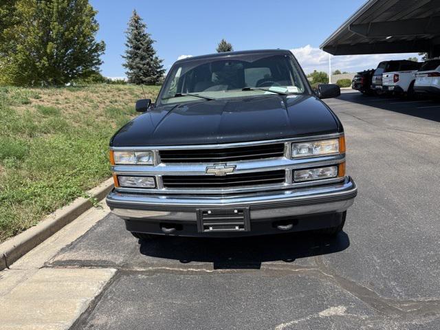Photo of 1999 Onyx Black Chevrolet Tahoe