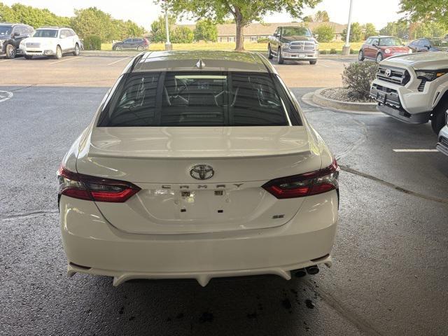Photo of 2023 Ice Cap Toyota Camry