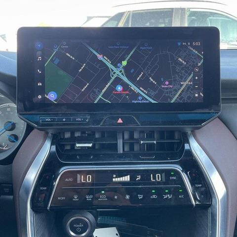 Photo of 2023 Wind Chill Pearl Toyota Venza