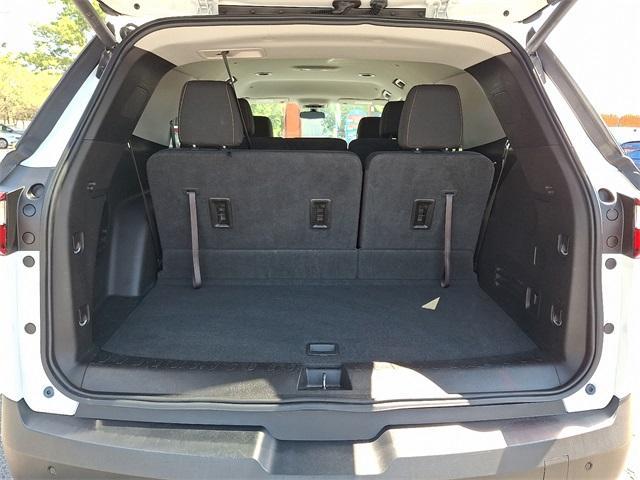 Photo of 2019 Summit White Chevrolet Traverse