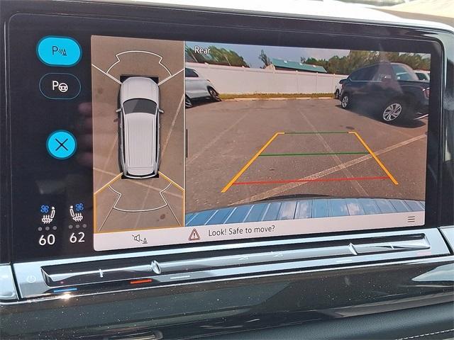 Photo of 2025 Pure Gray Volkswagen Atlas