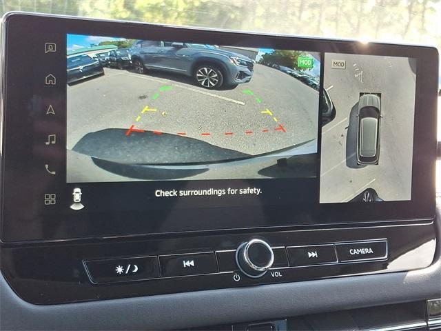 Photo of 2025 Graphite Gray Mitsubishi Outlander
