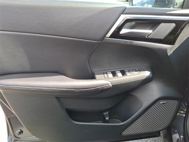 Photo of 2025 Graphite Gray Mitsubishi Outlander