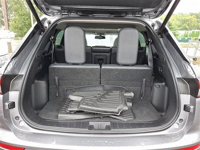 Photo of 2022 Mercury Gray Metallic Mitsubishi Outlander