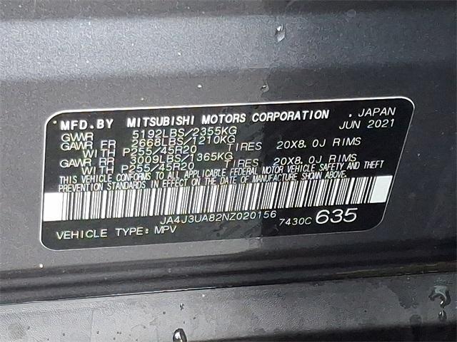 Photo of 2022 Mercury Gray Metallic Mitsubishi Outlander