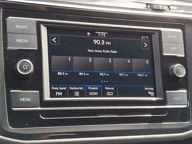 Photo of 2023 Platinum Gray Metallic Volkswagen Tiguan