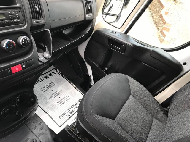 Photo of 2017 White RAM ProMaster 1500