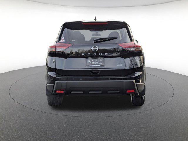Photo of 2025 Super Black Nissan Rogue