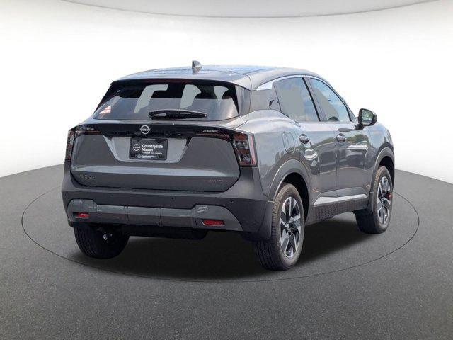 Photo of 2025 Gun Metallic Nissan Kicks