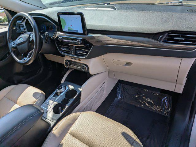 Photo of 2020 Desert Gold Metallic Ford Escape