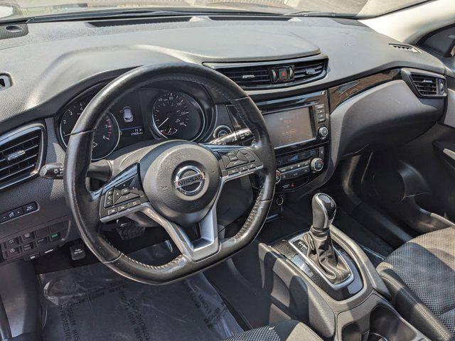 Photo of 2022 Gun Metallic Nissan Rogue Sport