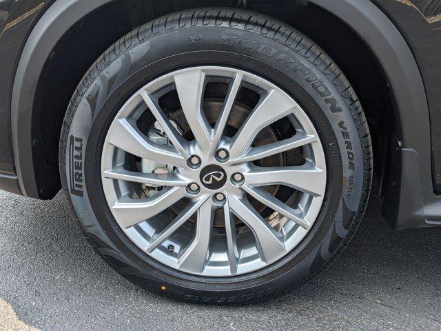 Photo of 2024 Black Obsidian INFINITI QX50