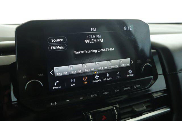 Photo of 2023 Pearl White Tricoat Nissan Pathfinder