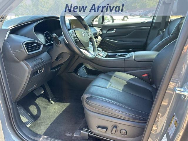 Photo of 2023 Gray Hyundai SANTA FE