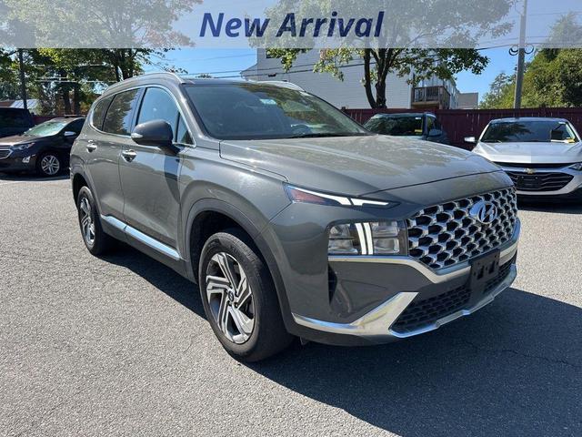 Photo of 2023 Gray Hyundai SANTA FE
