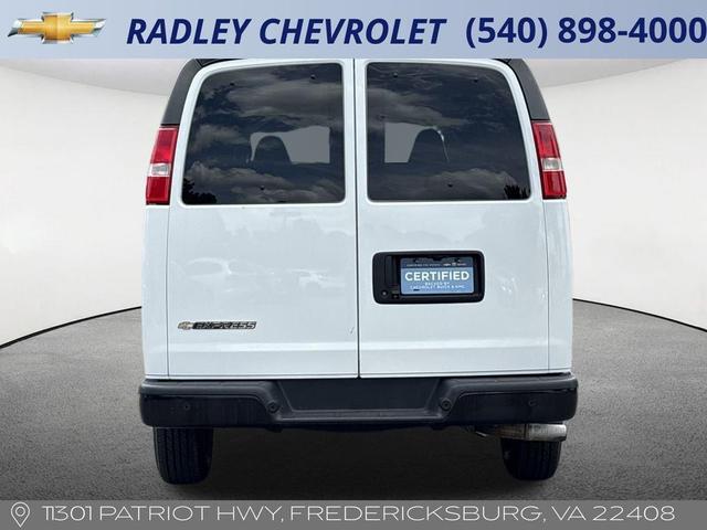 Photo of 2022 Summit White Chevrolet Express 3500