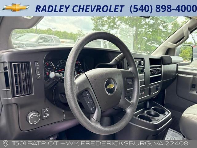 Photo of 2022 Summit White Chevrolet Express 3500
