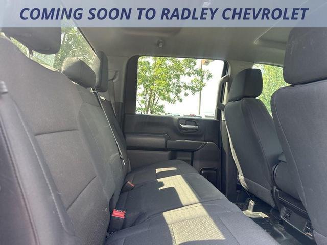 Photo of 2025 Summit White Chevrolet Silverado 3500