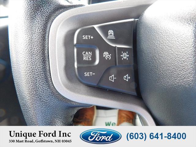 Photo of 2021 blue Ford Bronco