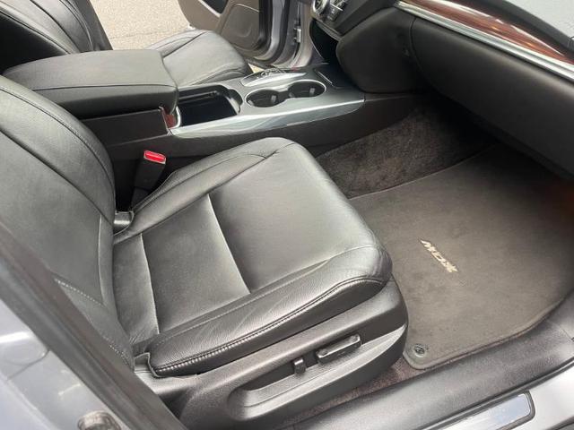 Photo of 2016 Silver Acura MDX