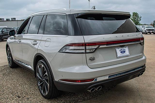 Photo of 2020 Ceramic Pearl Metallic Lincoln Aviator