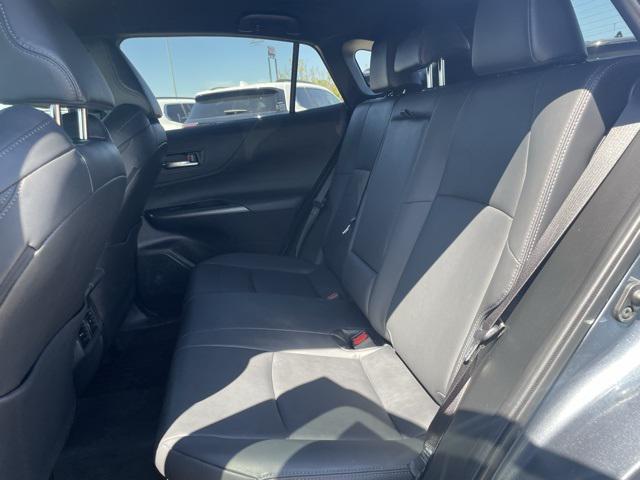 Photo of 2022 Coastal Gray Metallic Toyota Venza