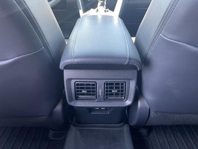 Photo of 2022 Coastal Gray Metallic Toyota Venza