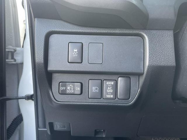 Photo of 2023 Ice Cap Toyota Tacoma