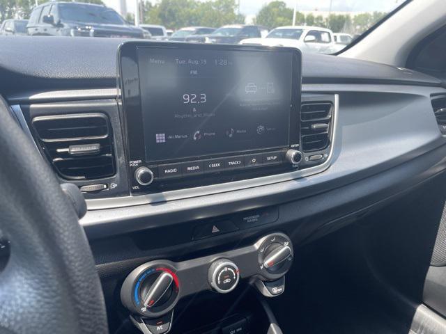 Photo of 2023 Clear White Kia Rio