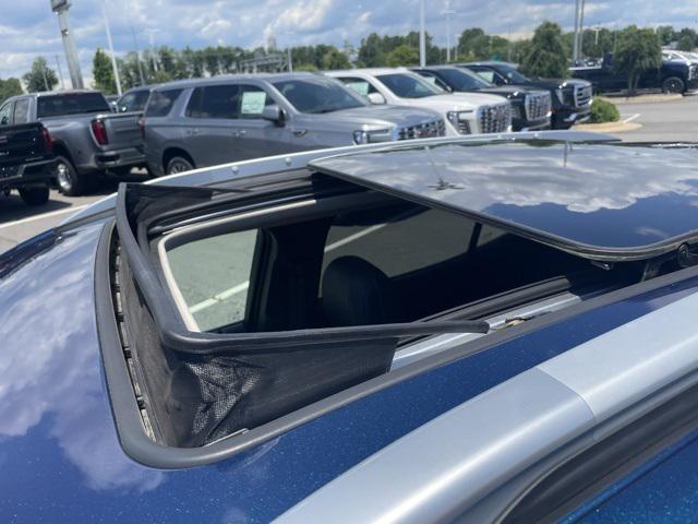 Photo of 2021 Deep Azure Metallic Buick Encore GX