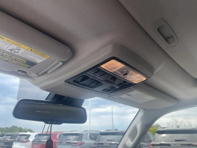 Photo of 2021 Blizzard Pearl Toyota 4Runner