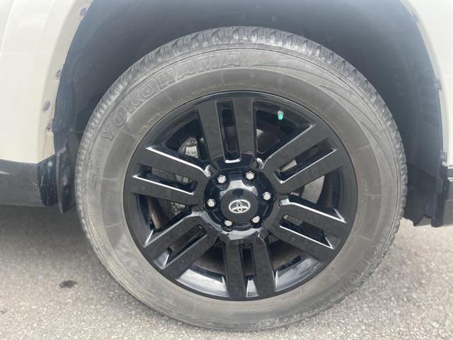 Photo of 2021 Blizzard Pearl Toyota 4Runner