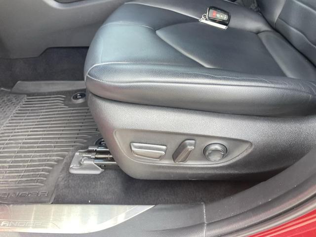 Photo of 2022 Ruby Flare Pearl Toyota Highlander