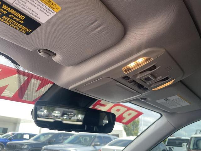 Photo of 2022 Ruby Flare Pearl Toyota Highlander