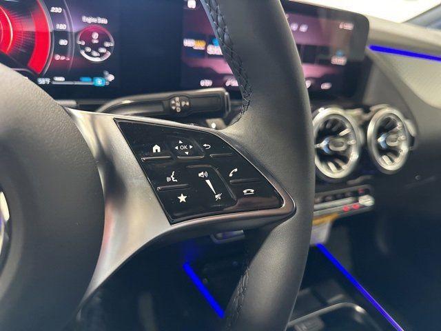 Photo of 2025 Night Black Mercedes-Benz GLA 250