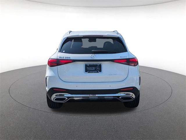Photo of 2025 Polar White Mercedes-Benz GLC 300