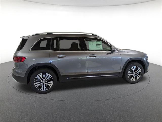 Photo of 2025 Mountain Grey Metallic Mercedes-Benz GLB 250