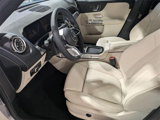 Photo of 2025 Mountain Grey Metallic Mercedes-Benz GLB 250