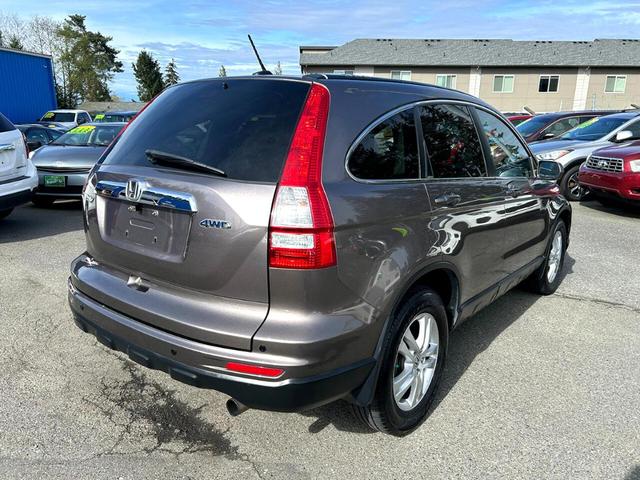 Photo of 2011 Gold Honda CR-V