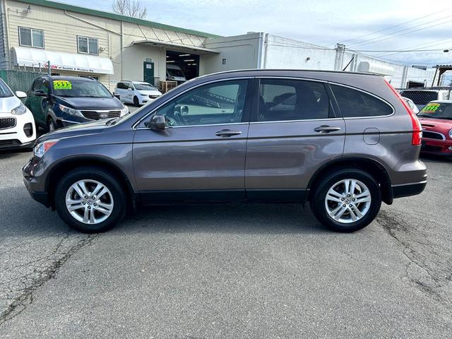 Photo of 2011 Gold Honda CR-V