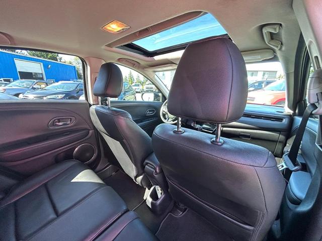 Photo of 2017 Green Honda HR-V
