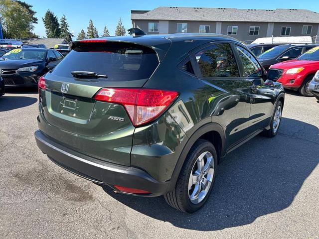 Photo of 2017 Green Honda HR-V