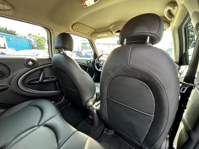 Photo of 2012 White MINI Cooper S Countryman