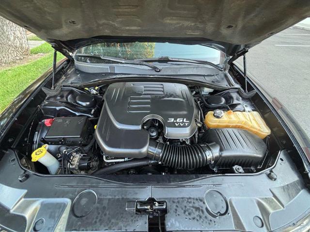 Photo of 2011 Black Dodge Charger