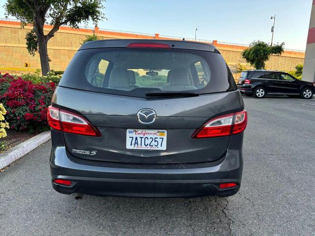 Photo of 2013 Gray Mazda Mazda5
