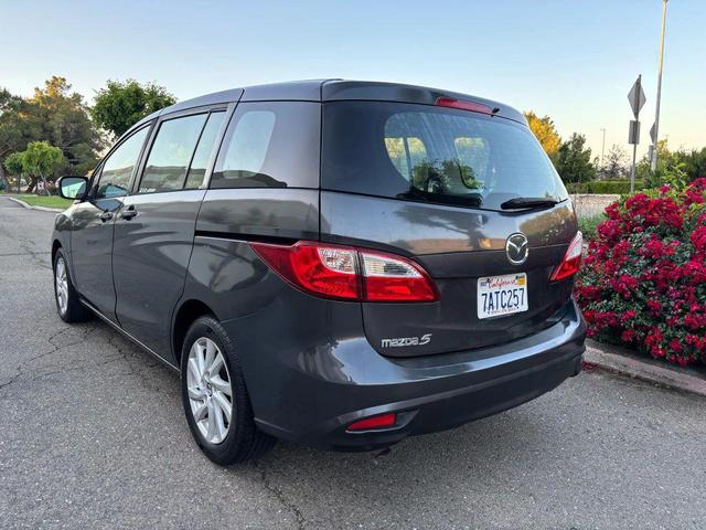 Photo of 2013 Gray Mazda Mazda5